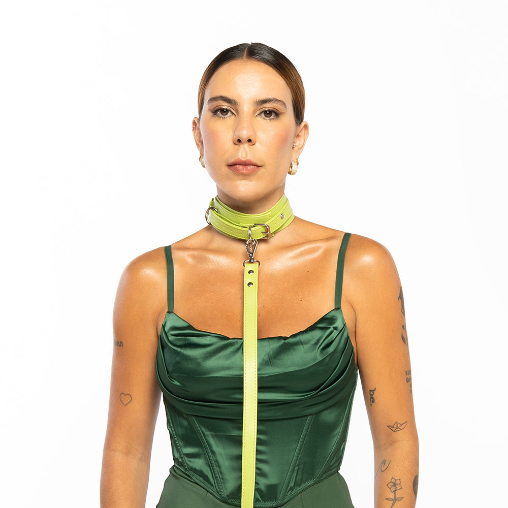 Coleira Guia Choker - Para usar à noite ou no dia - Harness Climax - BDSM - Couro Vegano